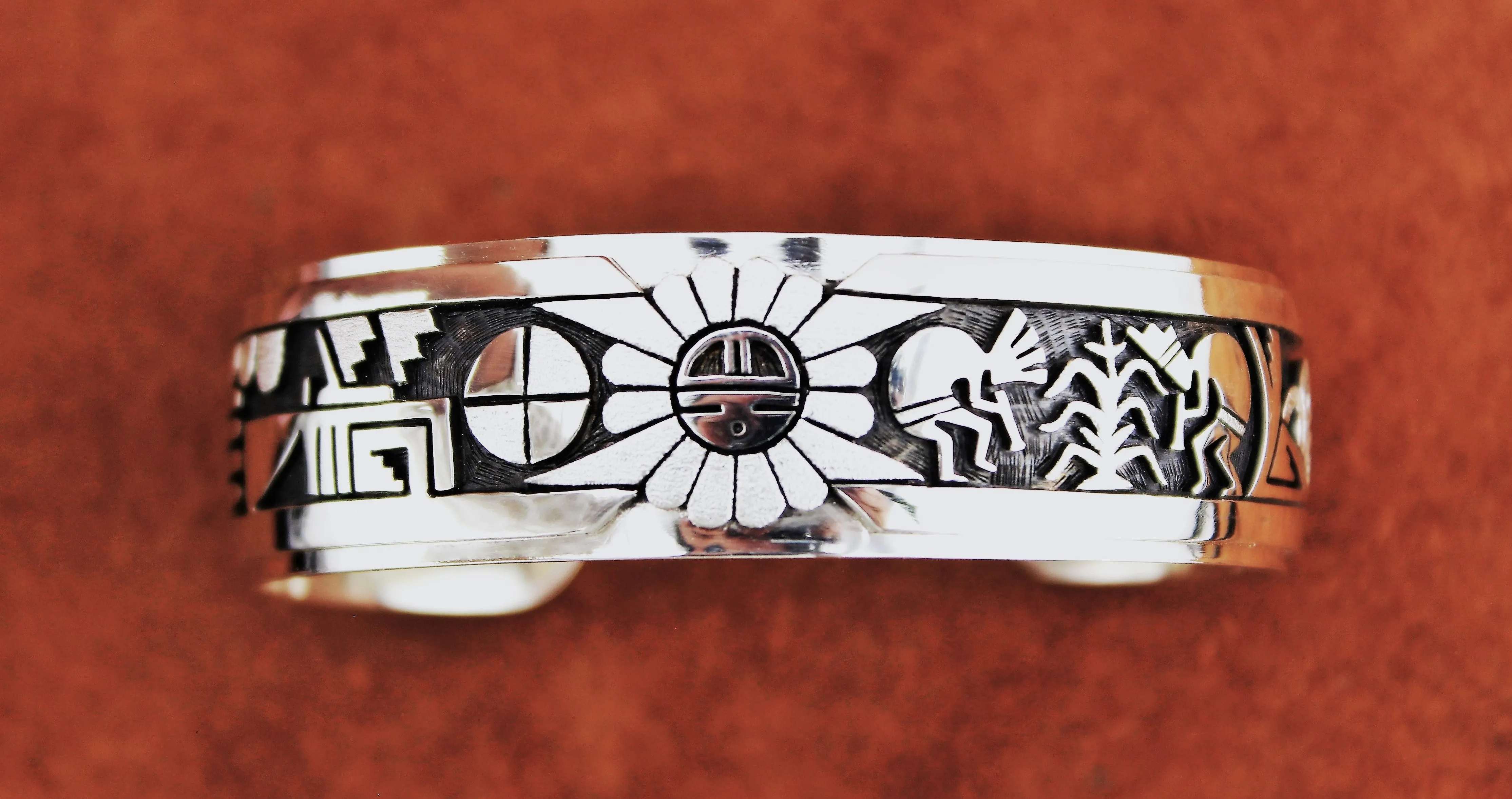 Berra Tawahongva Hopi Bracelet